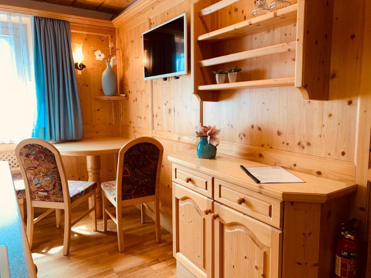 Pension Jagerhof - Sommercard Inkl - 5 Min Zum Hochzeiger イェルツェンス エクステリア 写真