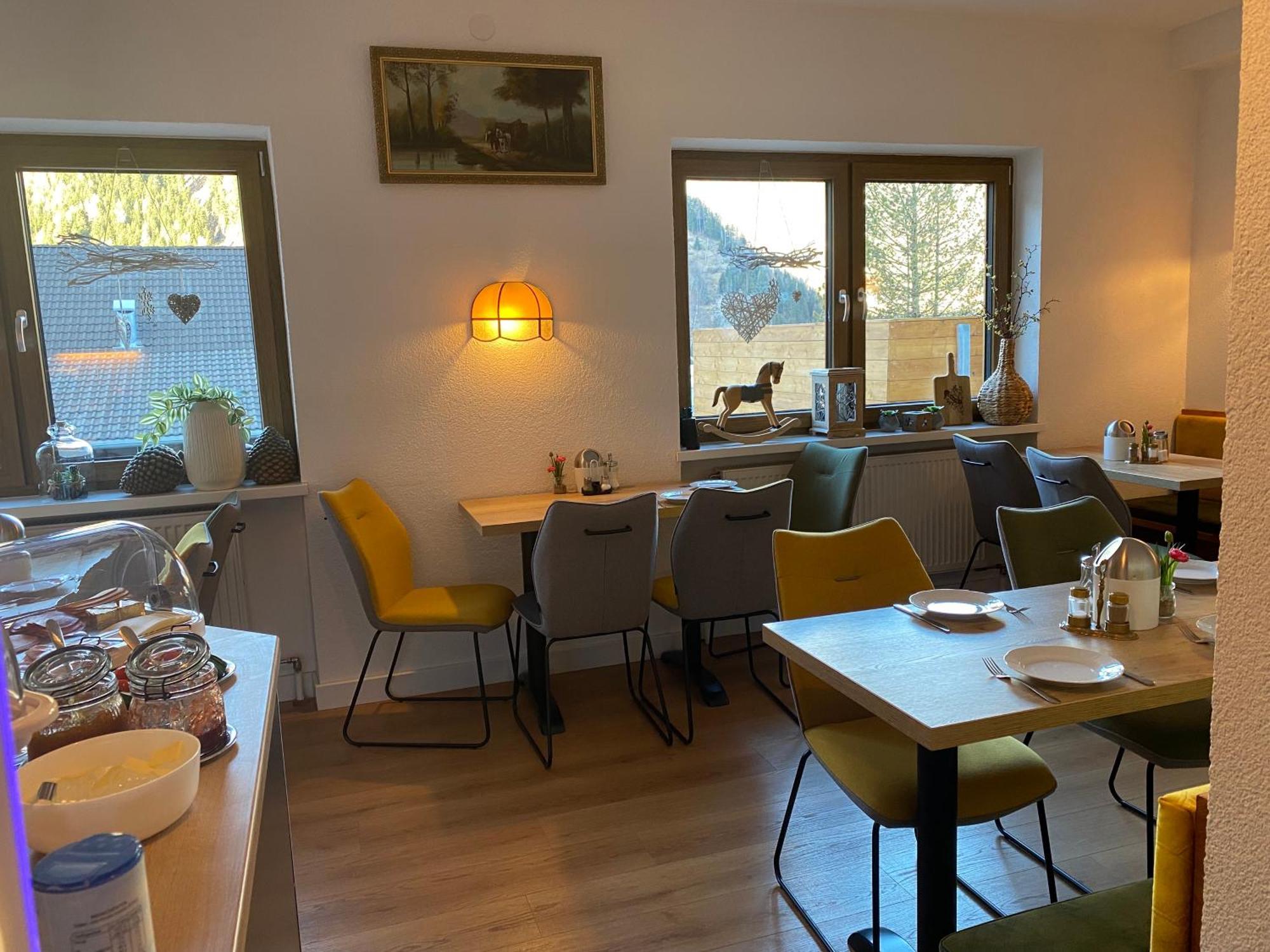Pension Jagerhof - Sommercard Inkl - 5 Min Zum Hochzeiger イェルツェンス エクステリア 写真